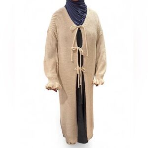 Cream Bow Tie Front Long Knit Cardigan | Size Medium | Never Worn